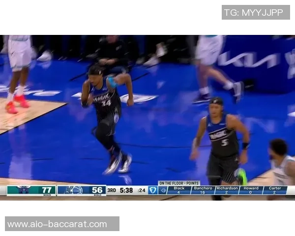 布里奇斯强势反击双手暴扣助黄蜂打出12-0攻势成功反超比赛